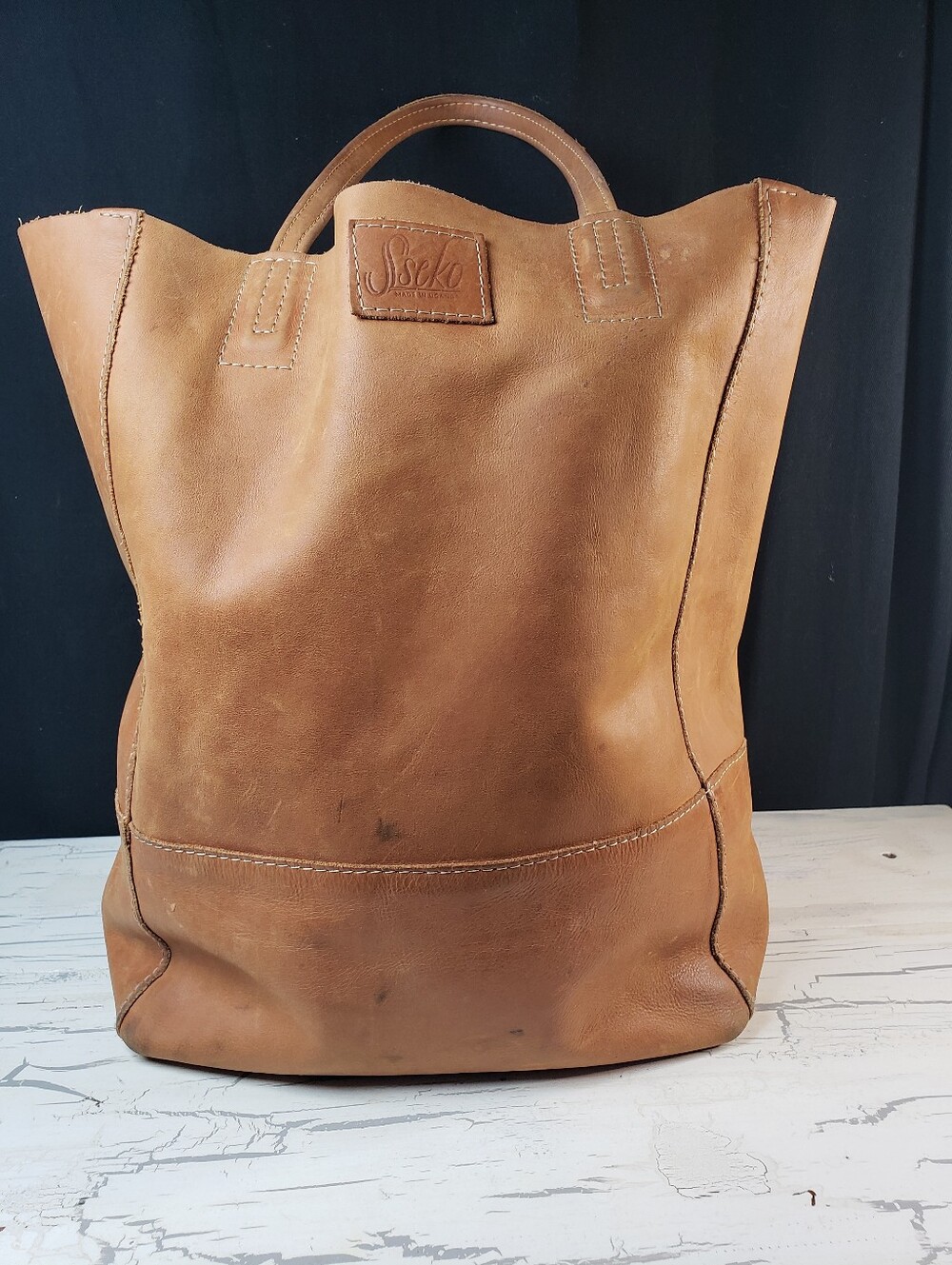 Sseko Designs Safari Leather Bucket Bag in Tan Camel Shade - Picture 2 of 16